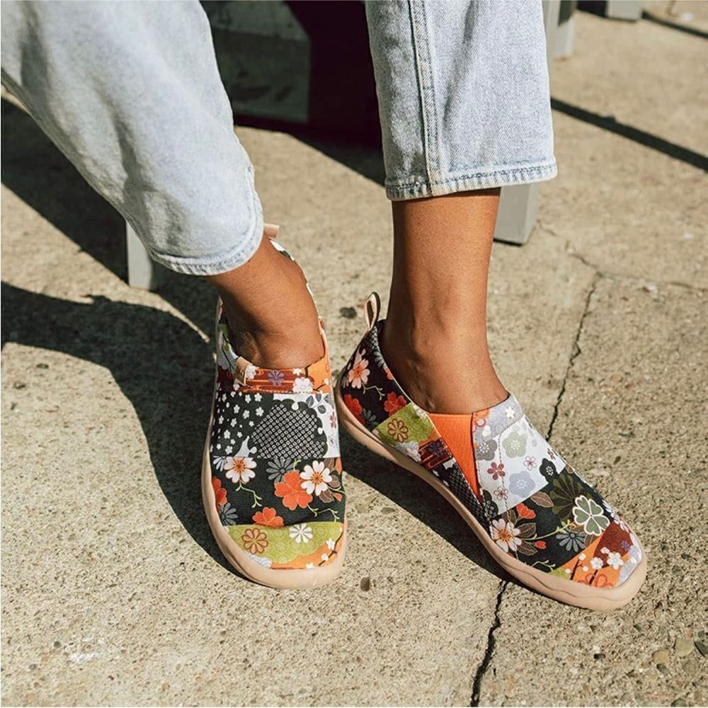 UIN Floral Art Sneaker Painted Canvas Slip-On Ladies Travel Shoes (Hana) - Picture 6 of 7